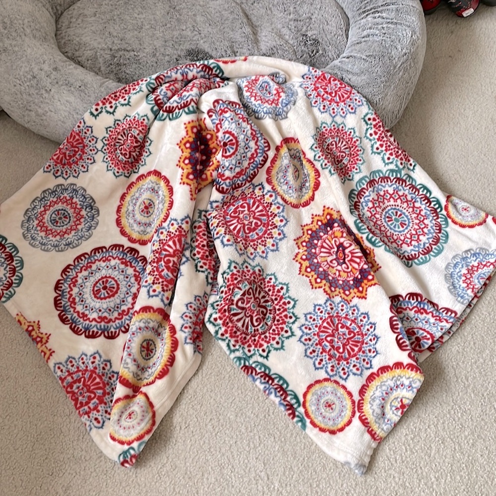 Mandala Plush Blanket 50x62”